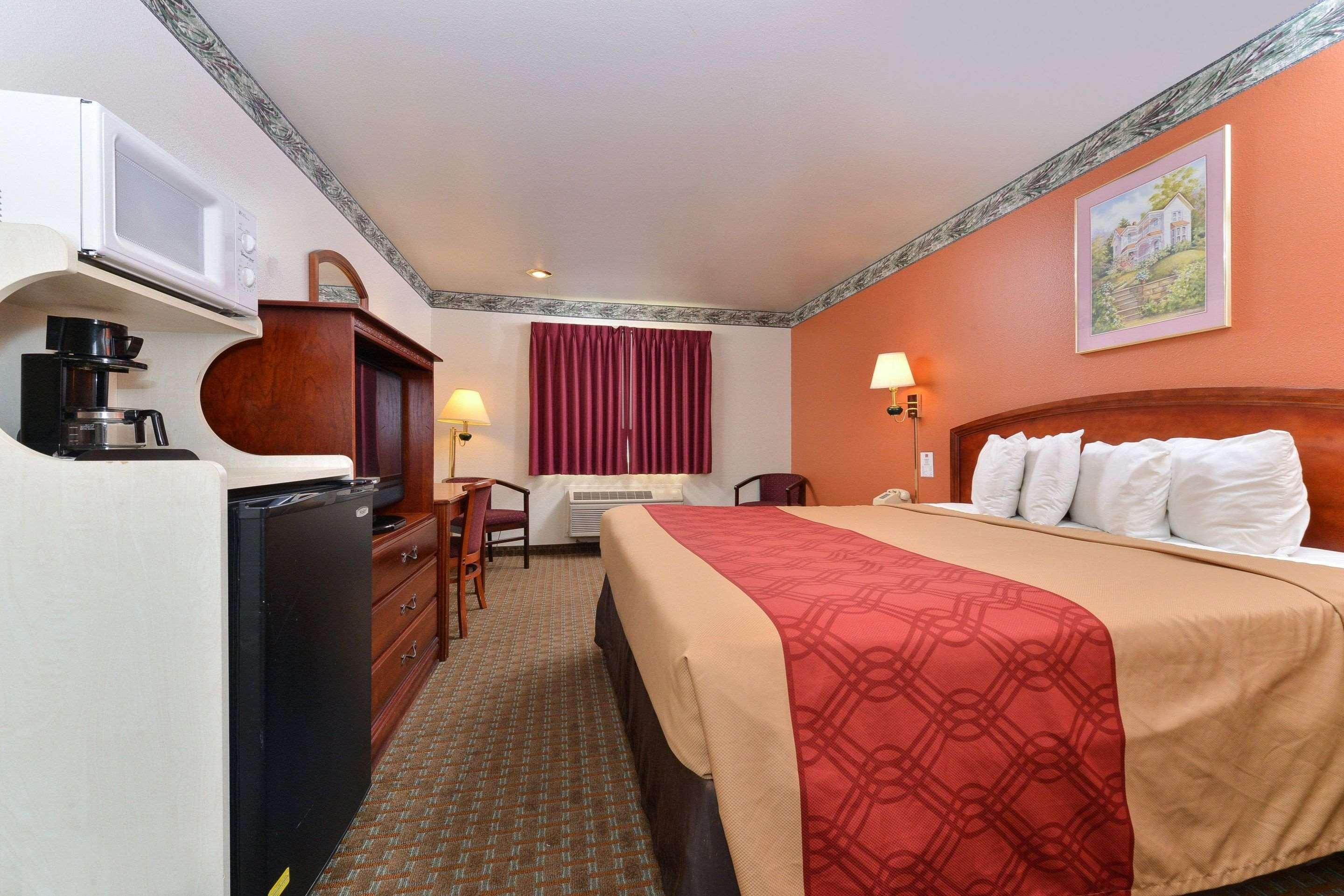 Econo Lodge Inn & Suites Corning Exterior foto